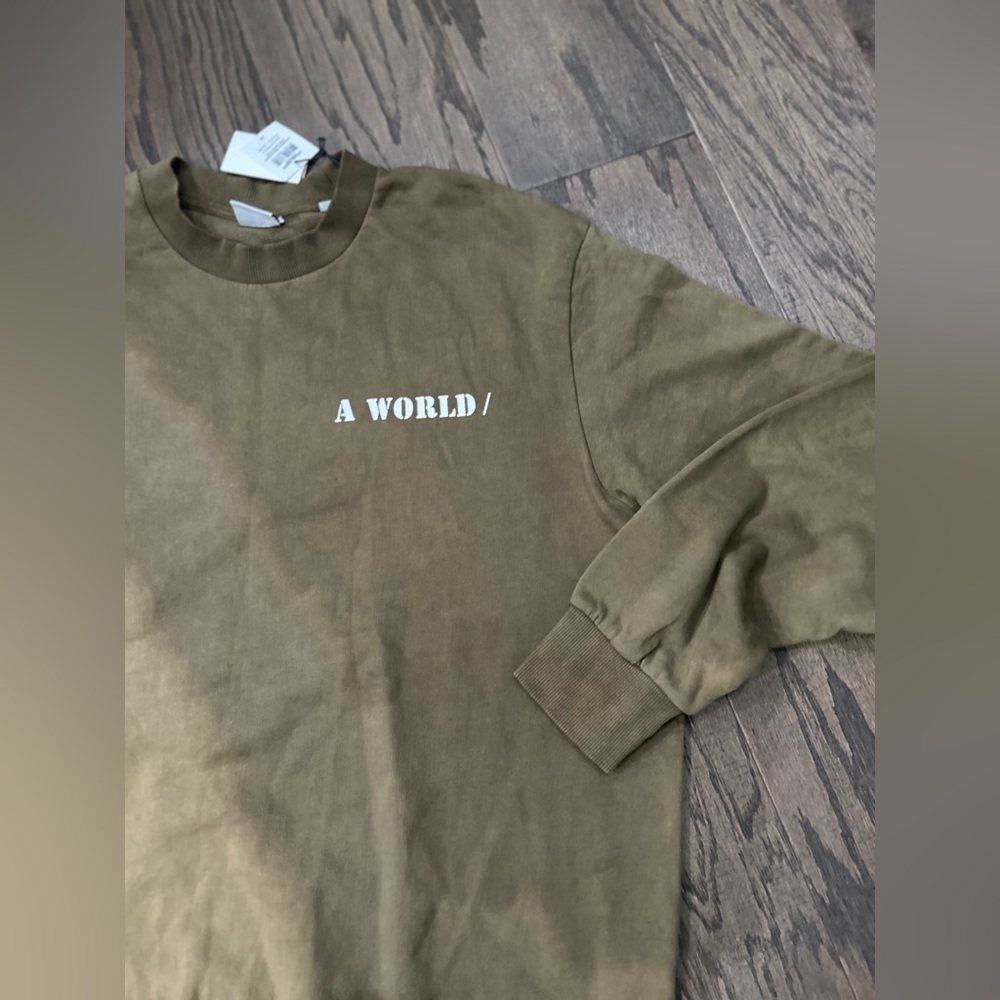Sweatshirt - Picture 5 of 7